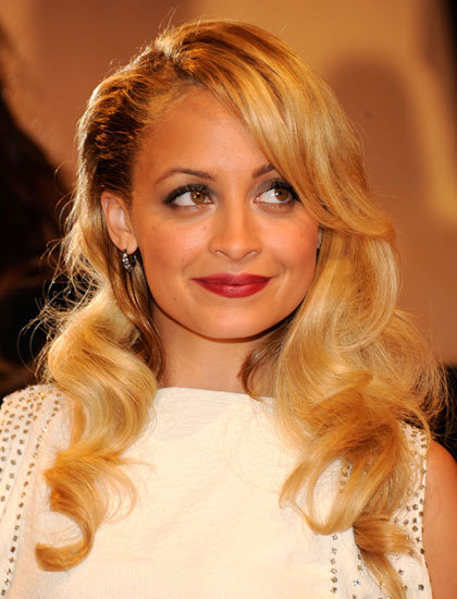 Vintage-Inspired Hairstyles Vintage-Inspired Hairstyles