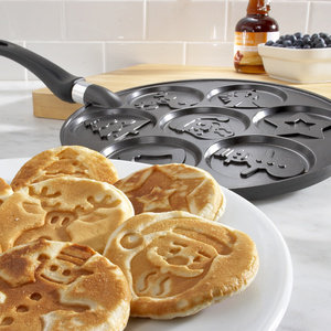 Holiday Pancakes Pan Holiday Pancakes Pan