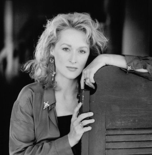 Promotional still from the 1990 film Postcards From the Edge.
Promotional still from the 1990 film Postcards From the Edge.