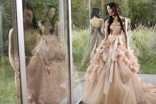 Vera Wang Spring 2012 Ad Campaign Vera Wang Spring 2012 Ad Campaign