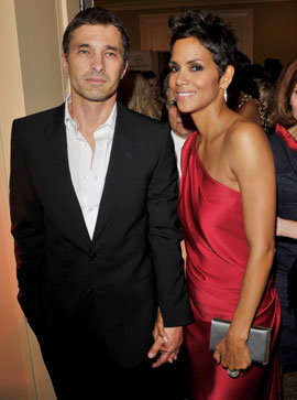 Halle Berry and Olivier Martinez Are Engaged! » Celeb News