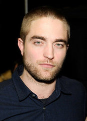 New Pics:Robert Pattinson at the People's Choice Awards