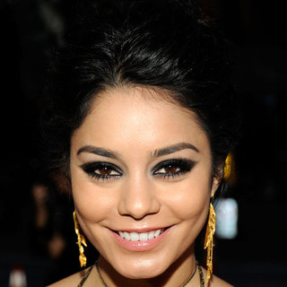 Vanessa Hudgens' Beauty Look at the 2012 People's Choice Awards