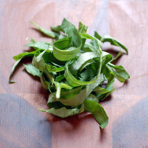 How to Cut a Chiffonade