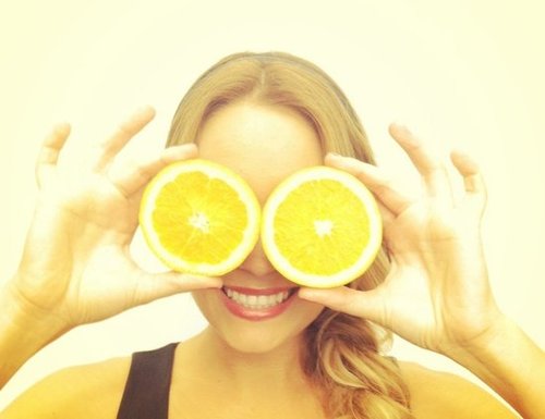 Lauren Conrad shared a silly snap while playing with oranges.
Source: Twitter user laurenconrad
Lauren Conrad shared a silly snap while playing with oranges.
Source: Twitter user laurenconrad