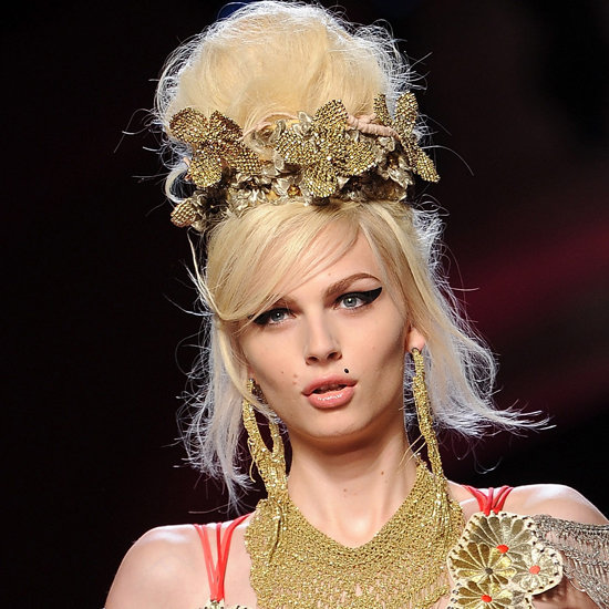 Models Fashioned Into Amy Winehouse at the Jean Paul Gaultier Couture Show Models Fashioned Into Amy Winehouse at the Jean Paul Gaultier Couture Show
