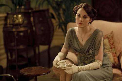 Ever notice how nobody wears her hair down at Downton Abbey in the earlier seasons? That's not by accident. Only little girls and "loose" women wore their hair down in those days. Wearing hair up, however, showed that she was ready to be presented — and therefore, courted — as a grown woman.
Source: ITV
Ever notice how nobody wears her hair down at Downton Abbey in the earlier seasons? That's not by accident. Only little girls and "loose" women wore their hair down in those days. Wearing hair up, however, showed that she was ready to be presented — and therefore, courted — as a grown woman.
Source: ITV