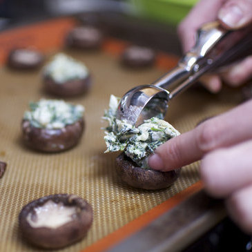 Spinach and Artichoke Stuffed Mushrooms