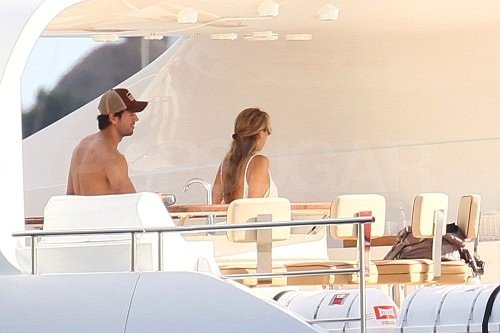 Shirtless Enrique Iglesias in St Barts With Anna Kournikova