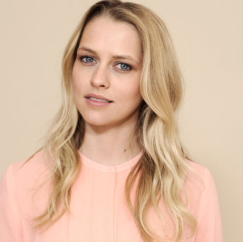 Teresa Palmer Announced as Artistry's Global Ambassador For Makeup and Skincare