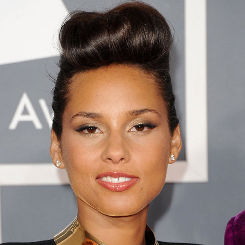 Alicia Keys' Hair and Makeup at the 2012 Grammy Awards