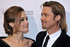 Angelina Jolie and Brad Pitt in Bosnia Pictures