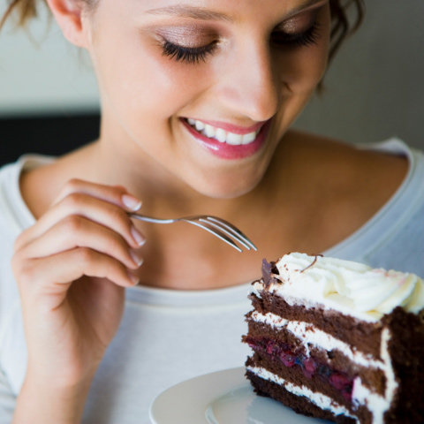 Eat Dessert For Breakfast and Lose Weight, Study Says