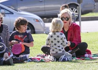 Gwen Stefani mit Zuma und Kingston im Park