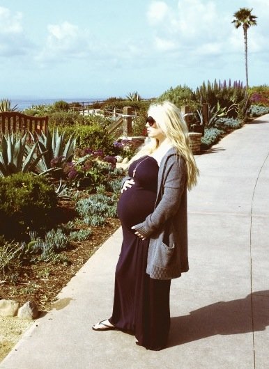 Pregnant Jessica Simpson at Laguna Beach.
Pregnant Jessica Simpson at Laguna Beach.