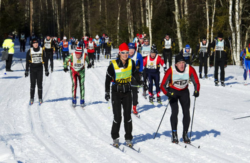 Pippa Middleton Gets a Kiss After Her Cross-Country Ski Adventure Pippa Middleton Gets a Kiss After Her Cross-Country Ski Adventure