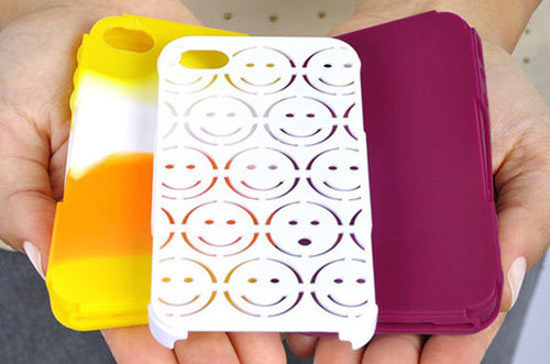 Put a smile on your smartphone with the Tech Candy Happy Day ($35) for iPhone 4.
Put a smile on your smartphone with the Tech Candy Happy Day ($35) for iPhone 4.