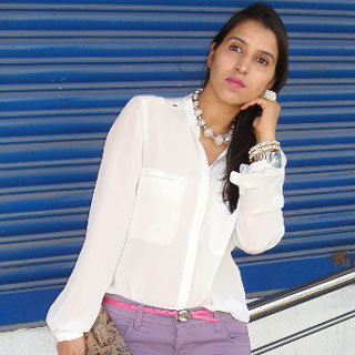 Purple Jeans Street Style