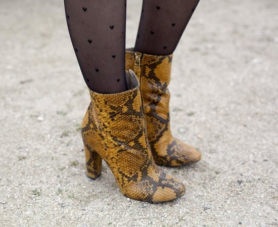 Paris Fashion Week Street Style Fall 2012