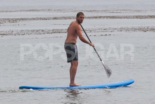 Shirtless Robert Pattinson Plays on the Beach — See Over 100 Pictures! Shirtless Robert Pattinson Plays on the Beach — See Over 100 Pictures!