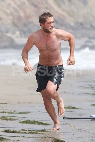 Robert Pattinson went shirtless in Malibu.
Robert Pattinson went shirtless in Malibu.