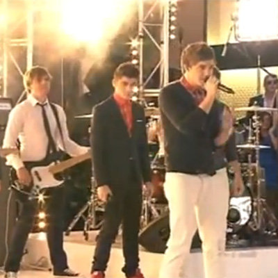 One Direction Performance of What Makes You Video at 2012 Logies