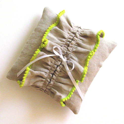 Cool Ring-Bearer Pillows and Bowls