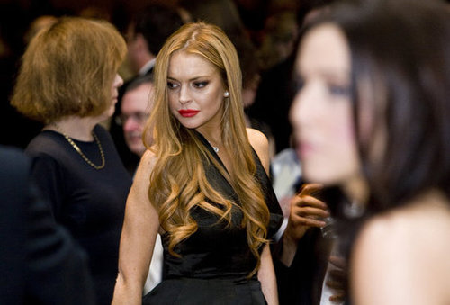 Lindsay Lohan wore an elegant black dress to the White House Correspondant's Dinner.
Lindsay Lohan wore an elegant black dress to the White House Correspondant's Dinner.