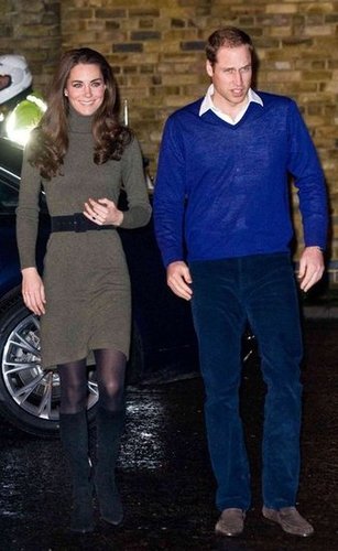 For a more casual outing, Kate Middleton chose a sage-green turtleneck dress by Ralph Lauren, black tights, and black Aquatalia boots.
For a more casual outing, Kate Middleton chose a sage-green turtleneck dress by Ralph Lauren, black tights, and black Aquatalia boots.