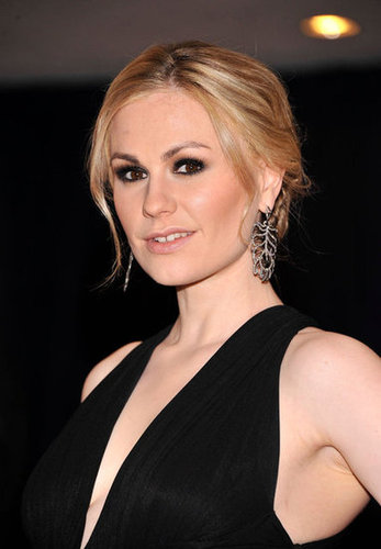 Anna Paquin was glowing at the White House Correspondant's Dinner.
Anna Paquin was glowing at the White House Correspondant's Dinner.