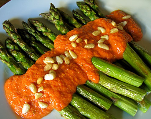 Asparagus With Romesco Sauce Asparagus With Romesco Sauce