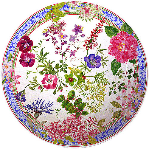 This stunning Millefleurs Trevise bowl ($134) is ideal for a garden party centerpiece.
This stunning Millefleurs Trevise bowl ($134) is ideal for a garden party centerpiece.