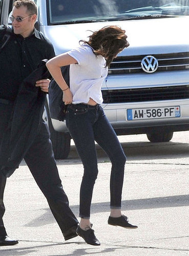 Kristen Stewart hopped while fixing her jeans.
Kristen Stewart hopped while fixing her jeans.