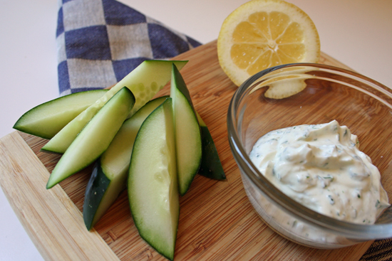Cucumbers With Ranch Greek Yogurt Dip