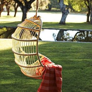 Swinging and Hanging Patio Chairs