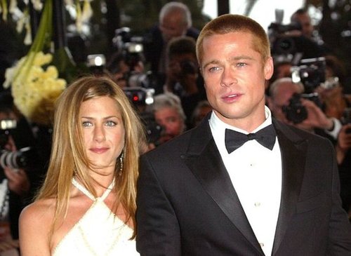 Jennifer Aniston and Brad Pitt in 2004 Jennifer Aniston and Brad Pitt in 2004
