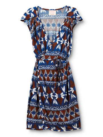 This bold pattern is sure to revive your working wardrobe.
Quiksilver Island Geo Wrap Dress ($36, originally $45)
This bold pattern is sure to revive your working wardrobe.
Quiksilver Island Geo Wrap Dress ($36, originally $45)