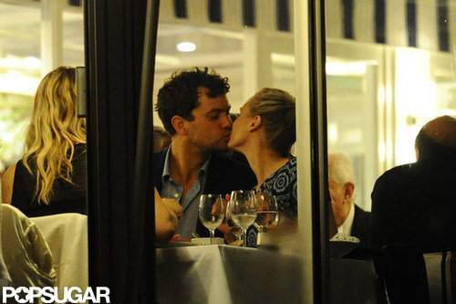 Diane Kruger and Joshua Jackson kissed while eating out in Cannes.
Diane Kruger and Joshua Jackson kissed while eating out in Cannes.