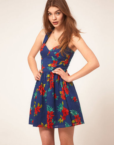 The sunniest of sundresses — the tropical florals and sweetheart neckline are guaranteed to get you noticed for all the right reasons.
ASOS Summer Dress In Floral Print ($44)
The sunniest of sundresses — the tropical florals and sweetheart neckline are guaranteed to get you noticed for all the right reasons.
ASOS Summer Dress In Floral Print ($44)