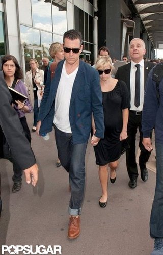 Reese Witherspoon landed in Cannes with her husband Jim Toth.
Reese Witherspoon landed in Cannes with her husband Jim Toth.