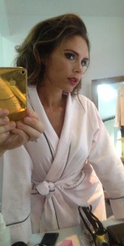 Victoria Beckham got ready in a robe for a photo shoot for Us magazine.
Source: Twitter user VictoriaBeckham
Victoria Beckham got ready in a robe for a photo shoot for Us magazine.
Source: Twitter user VictoriaBeckham