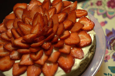 Strawberry Meringue Cake Recipe
