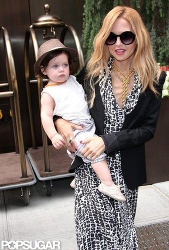 Rachel Zoe was all smiles as she carried baby Skyler in NYC.
Rachel Zoe was all smiles as she carried baby Skyler in NYC.