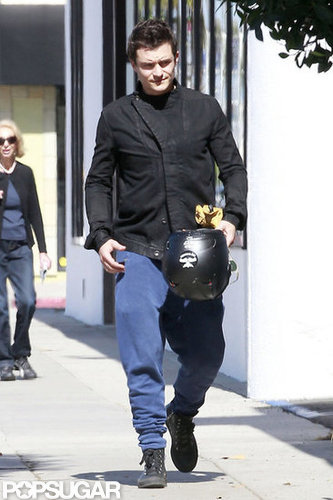 Orlando Bloom wore sweats.
Orlando Bloom wore sweats.