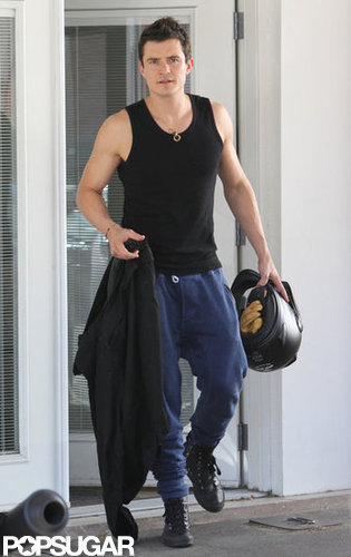 Orlando Bloom flashed his biceps.
Orlando Bloom flashed his biceps.