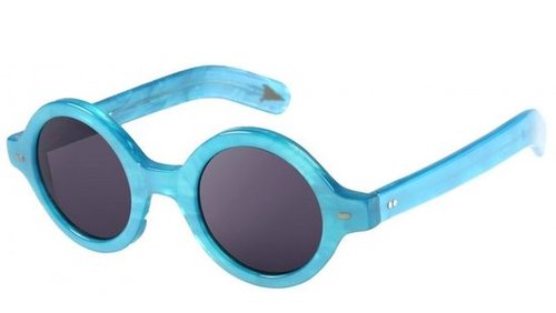 Summer Travel Guide: The Beach Summer Travel Guide: The Beach