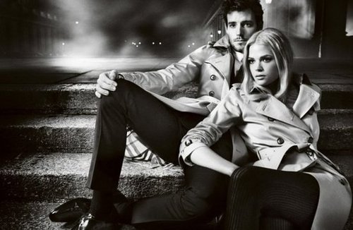 Photographer Mario Testino shot the Burberry Fall '12 campaign at Greenwich's Royal Naval College.
Photographer Mario Testino shot the Burberry Fall '12 campaign at Greenwich's Royal Naval College.