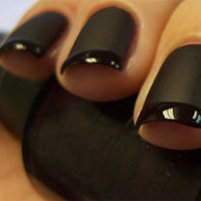 DIY Nail Art: A French Manicure That Fades to Black DIY Nail Art: A French Manicure That Fades to Black