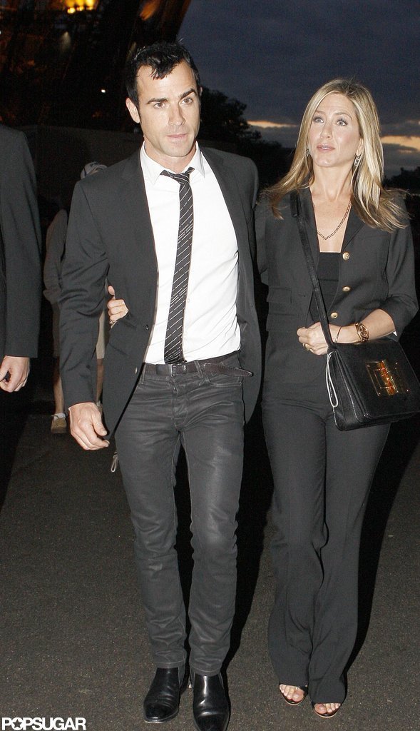 Jennifer Aniston and Justin Theroux Visit Eiffel Tower For a Romantic Dinner Jennifer Aniston and Justin Theroux Visit Eiffel Tower For a Romantic Dinner