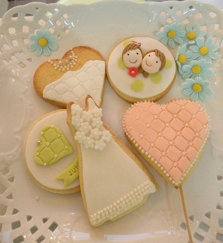 Wedding Cookies Decorated With Fondant Wedding Cookies Decorated With Fondant
